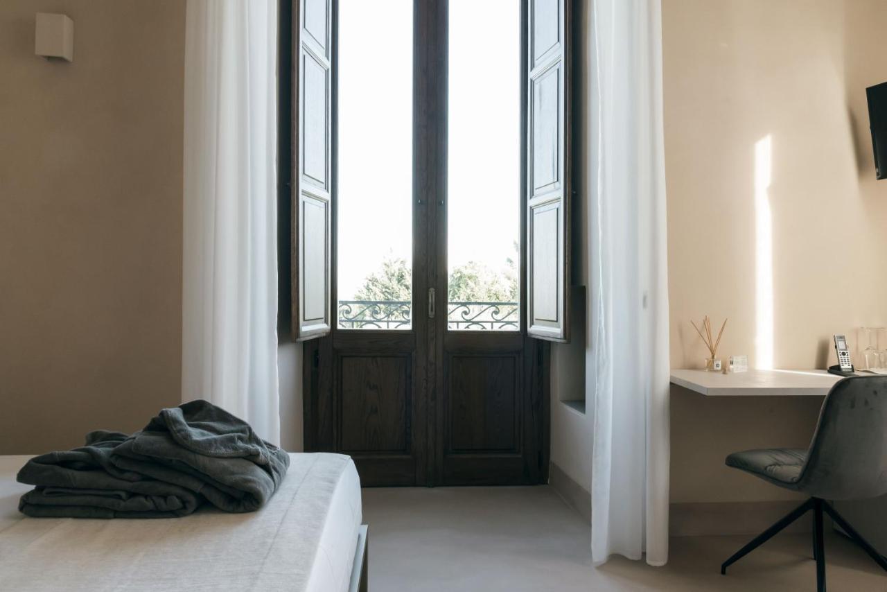 Villa Pesce 1820 Residenza D'Epoca & Spa カノーザ・ディ・プーリア エクステリア 写真