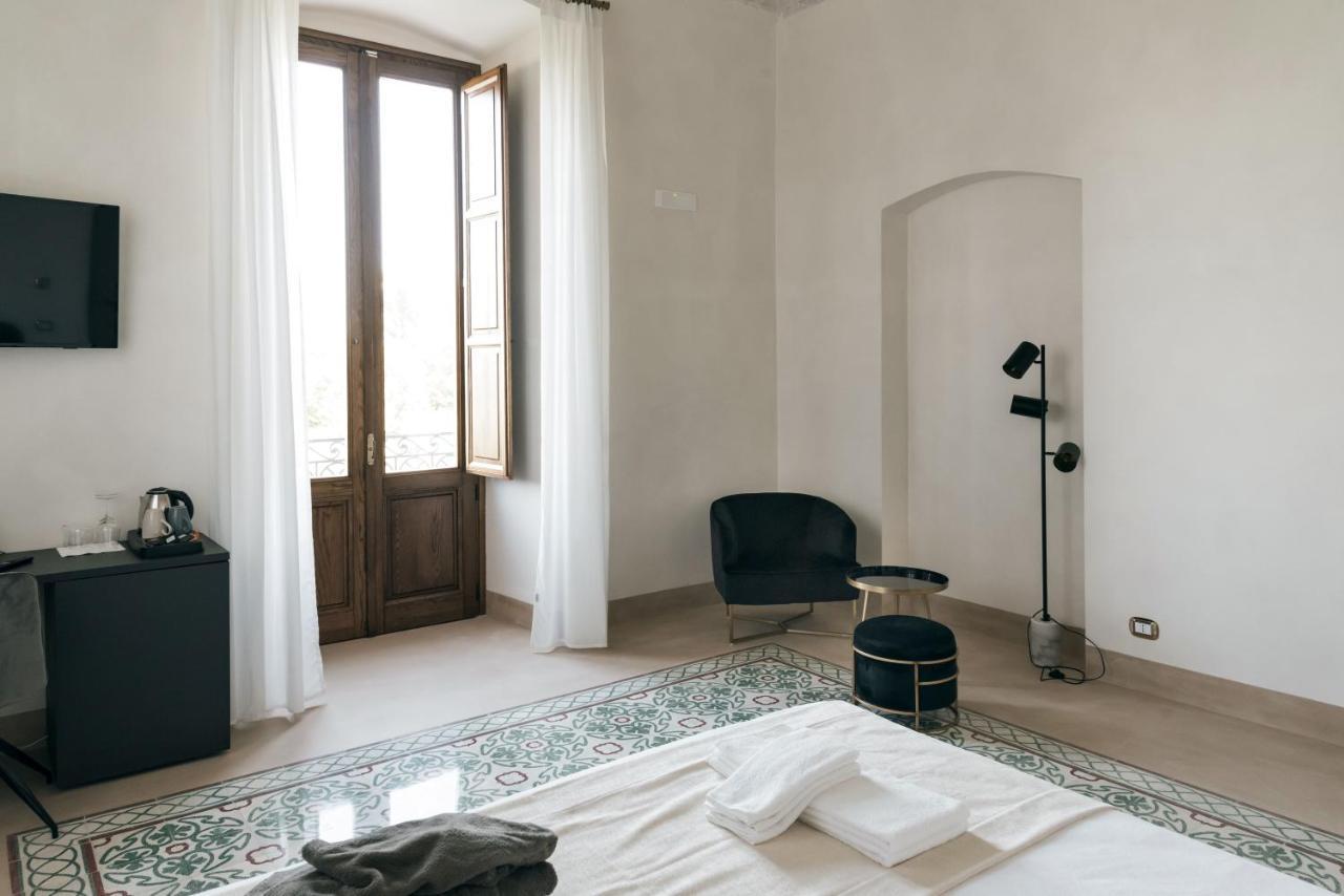 Villa Pesce 1820 Residenza D'Epoca & Spa カノーザ・ディ・プーリア エクステリア 写真